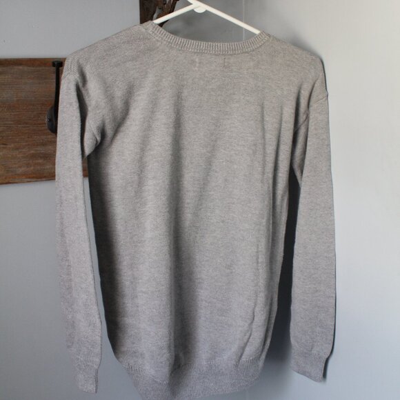 Gap Disney Bambi Size XL Sweater Girls gray - Picture 3 of 3